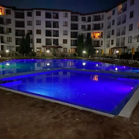2 Family With Garden View Apartment Nessebar